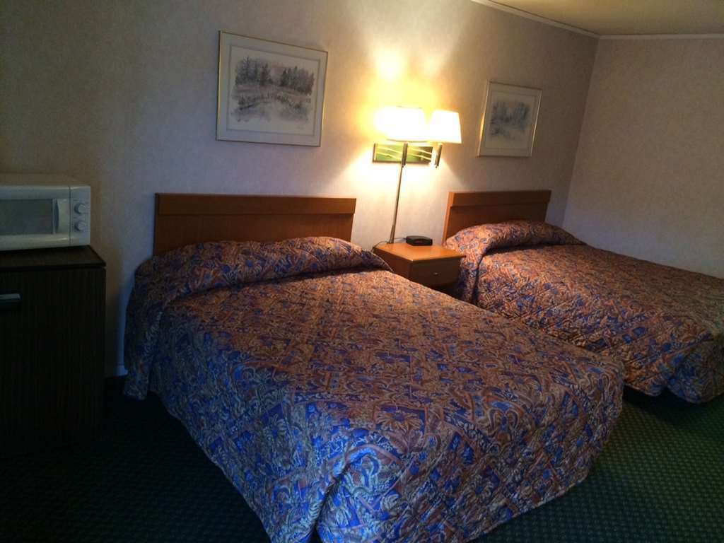 Town And Country Inn Suites Spindale Oda fotoğraf